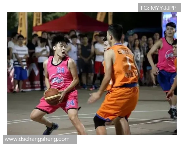 篮球与明星的奇妙邂逅探索运动与娱乐的完美融合之旅